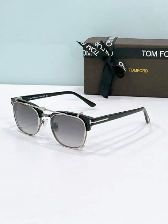 Picture of Tom Ford Sunglasses _SKUfw79566463fw